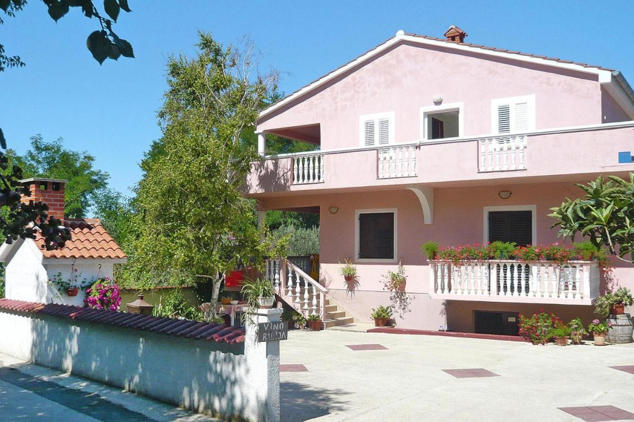 Ljilja In Privlaka, Near Sandy Privlaka (Zadar)